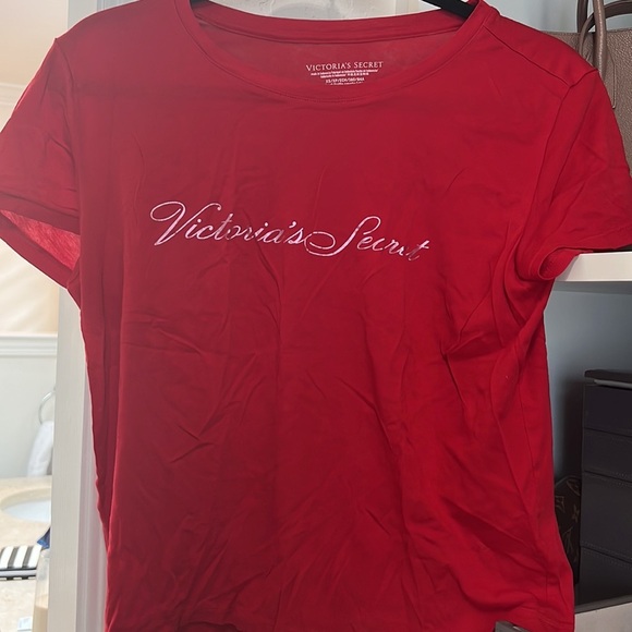 Victoria’s Secret red shirt - Picture 2 of 2